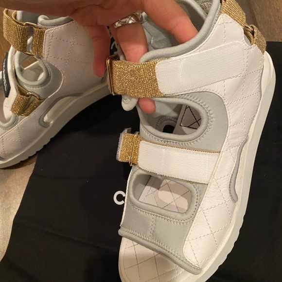 Chanel gladiator sandal *36.5 - Picture 9 of 16